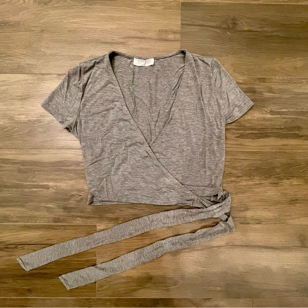 Miou Muse Gray Short Sleeve Wrap Top